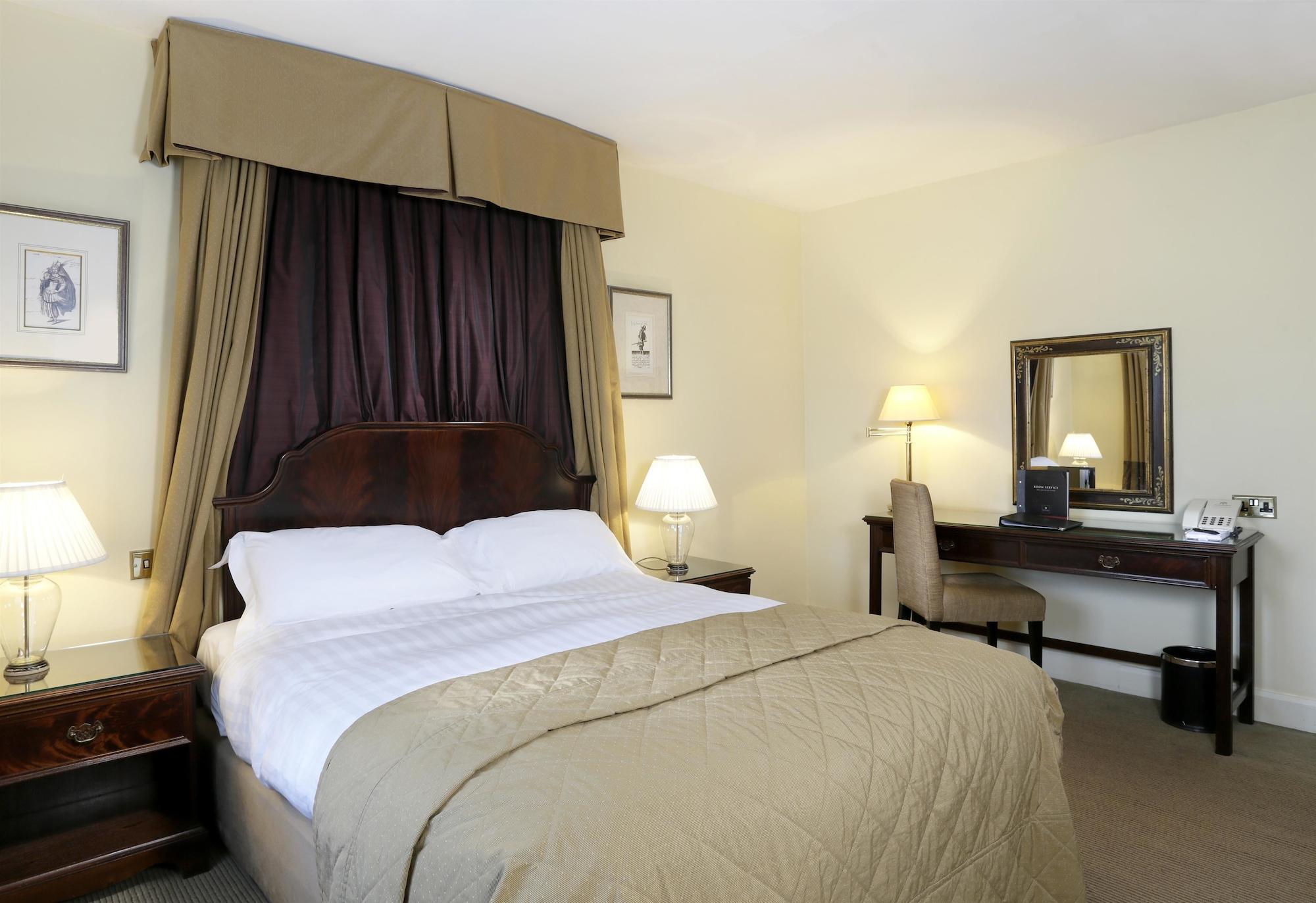 Macdonald Alveston Manor Hotel & Spa Stratford-upon-Avon Exterior foto