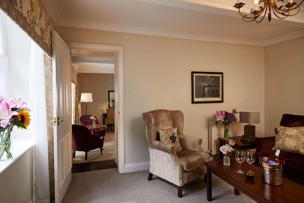 Macdonald Alveston Manor Hotel & Spa Stratford-upon-Avon Quarto foto